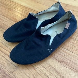 Sanuk Isabel Black Slip On Loafers